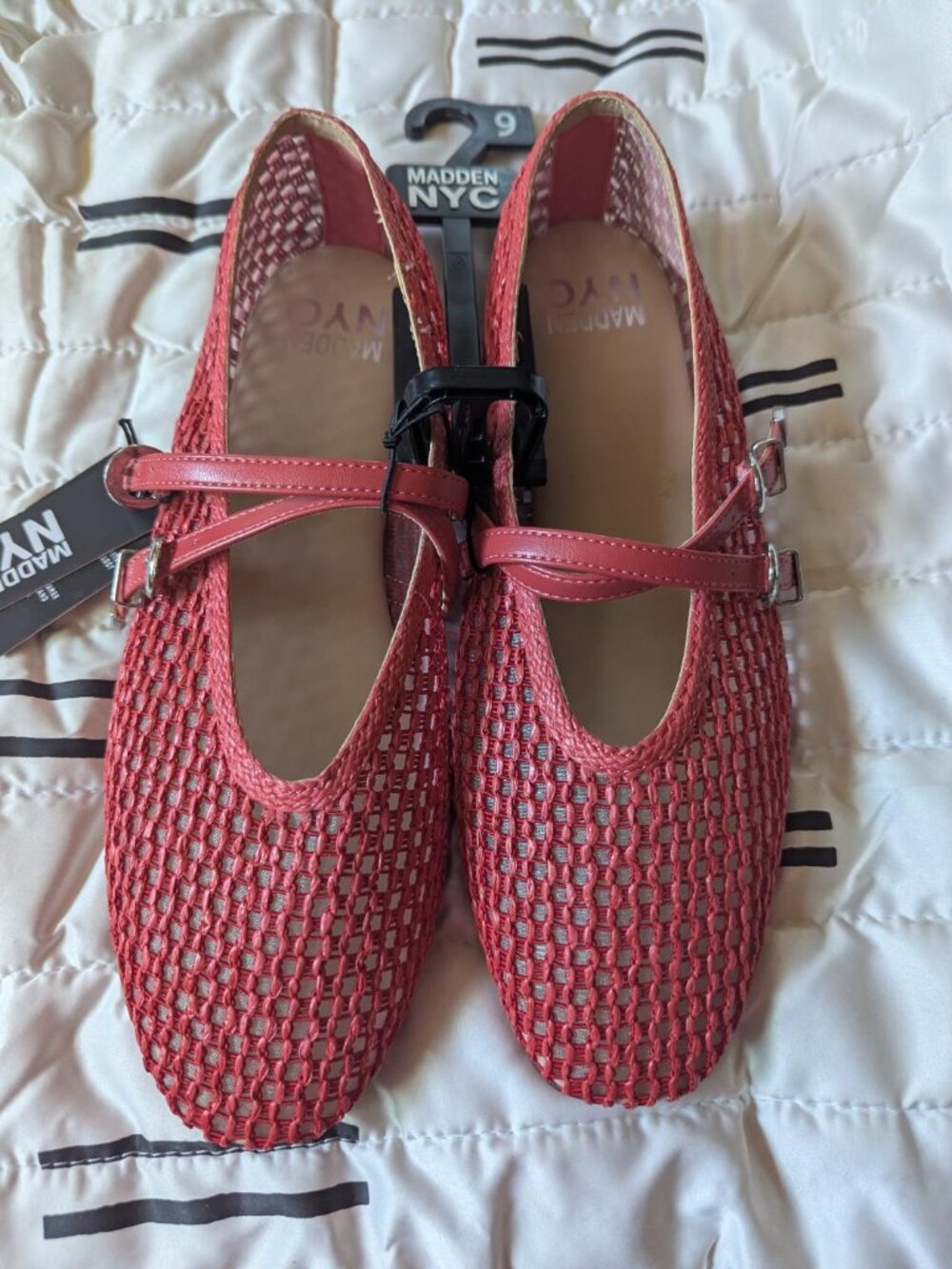 Madden NYC Red Wov Ballet Size 9